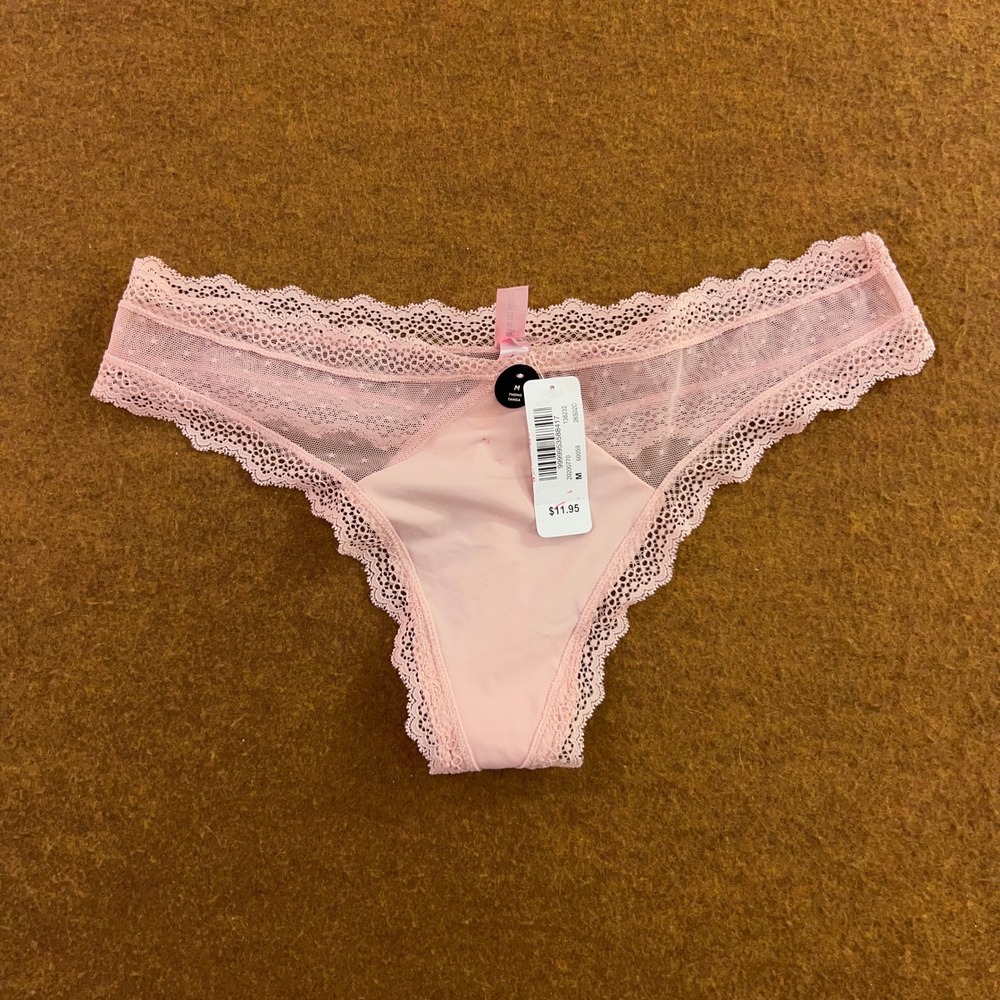 La Vie en Rose Womens Medium Pink Lace Mesh Tanga Thong Panty NWT *Flaw